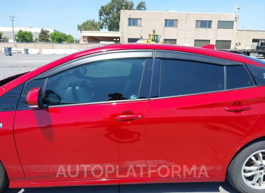 TOYOTA PRIUS PRIME 2018 vin JTDKARFP1J3077281 from auto auction Iaai