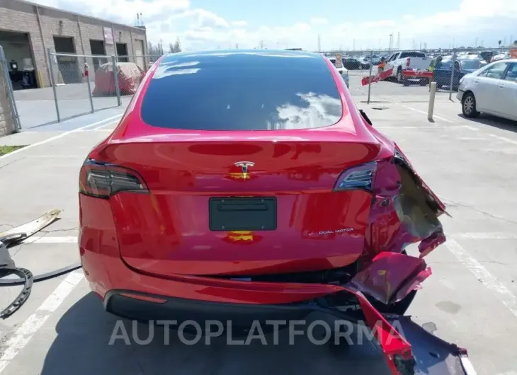 TESLA MODEL Y 2023 vin 7SAYGDEE3PF616588 from auto auction Iaai