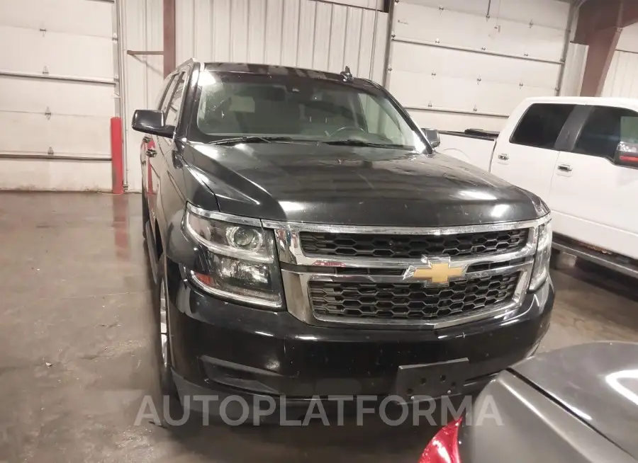 CHEVROLET SUBURBAN 2018 vin 1GNSKHKC0JR392104 from auto auction Iaai