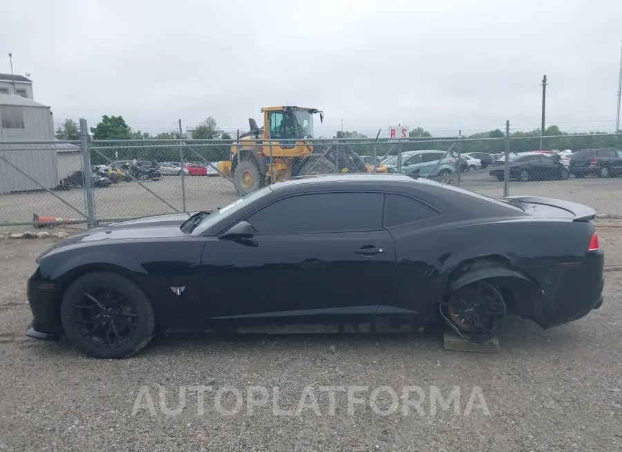 CHEVROLET CAMARO 2015 vin 2G1FF1E3XF9213899 from auto auction Iaai