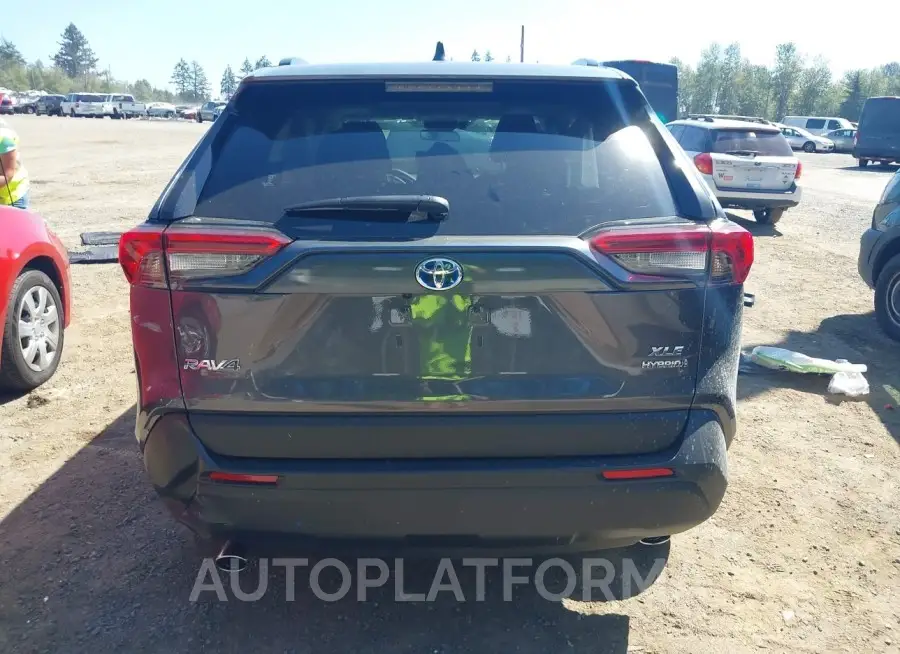 TOYOTA RAV4 HYBRID 2023 vin JTMB6RFV4PD083711 from auto auction Iaai