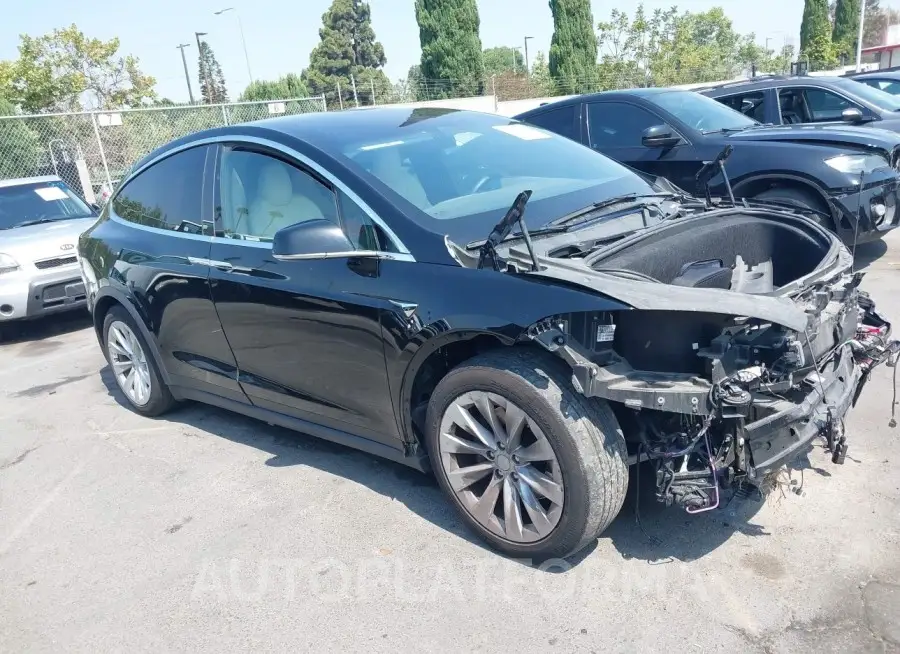 TESLA MODEL X 2020 vin 5YJXCDE2XLF305177 from auto auction Iaai