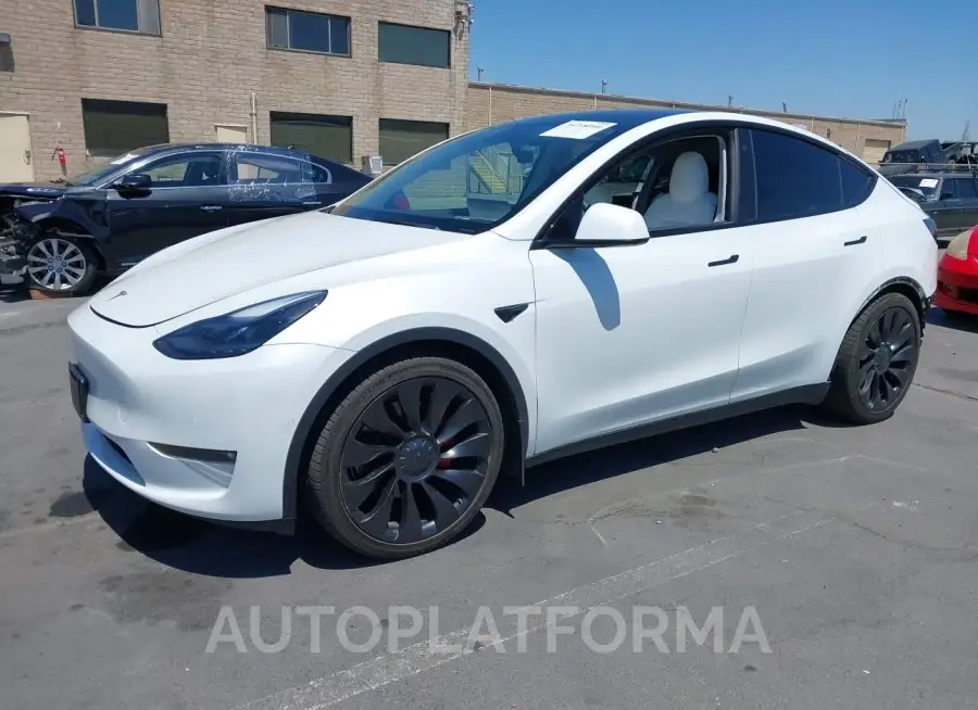 TESLA MODEL Y 2022 vin 7SAYGDEF2NF407977 from auto auction Iaai