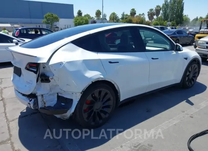 TESLA MODEL Y 2022 vin 7SAYGDEF2NF407977 from auto auction Iaai