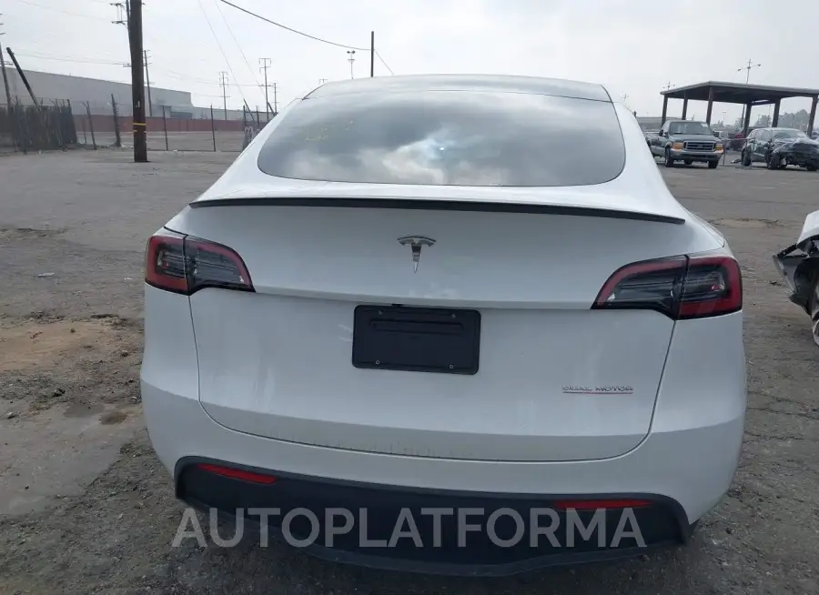 TESLA MODEL Y 2023 vin 7SAYGDEF6PF779499 from auto auction Iaai