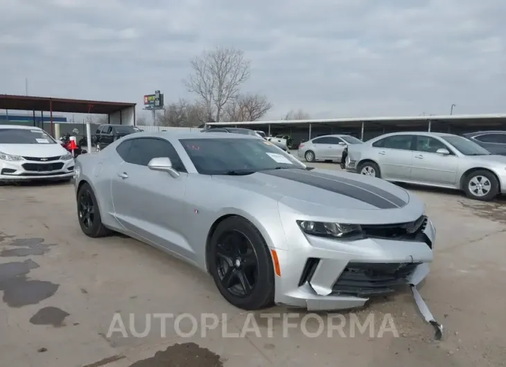 CHEVROLET CAMARO 2017 vin 1G1FB1RX5H0188562 from auto auction Iaai