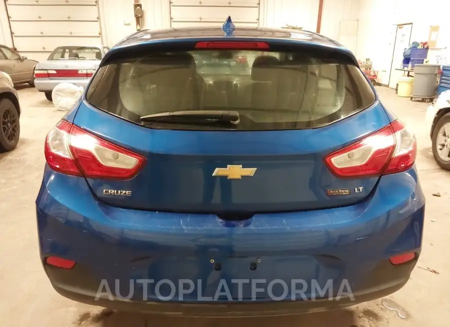 CHEVROLET CRUZE 2017 vin 3G1BE6SM8HS589258 from auto auction Iaai