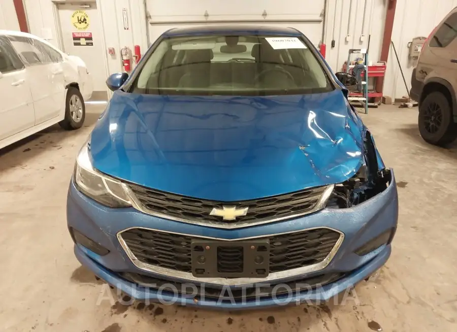 CHEVROLET CRUZE 2017 vin 3G1BE6SM8HS589258 from auto auction Iaai