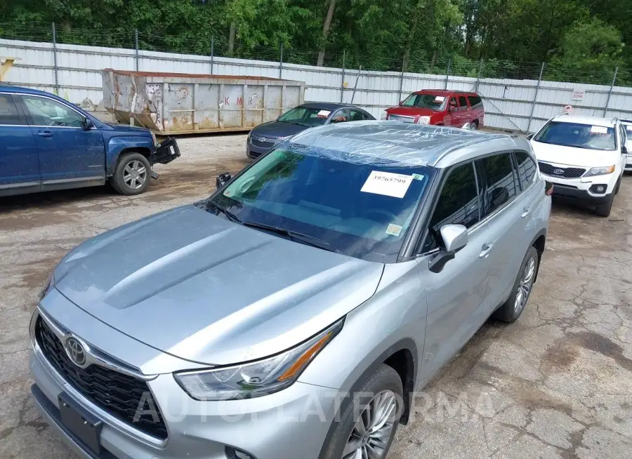 TOYOTA HIGHLANDER 2021 vin 5TDFZRBH9MS160162 from auto auction Iaai