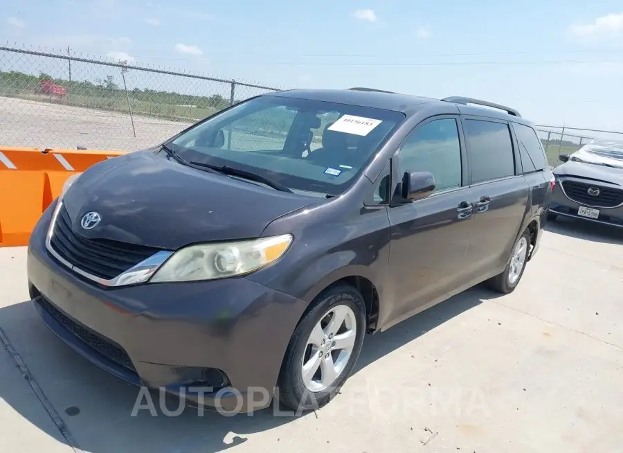 TOYOTA SIENNA 2015 vin 5TDKK3DC8FS586025 from auto auction Iaai