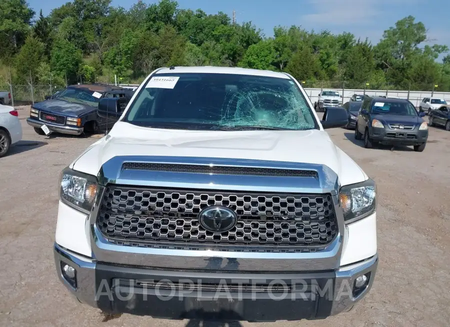 TOYOTA TUNDRA 2018 vin 5TFUW5F19JX773054 from auto auction Iaai