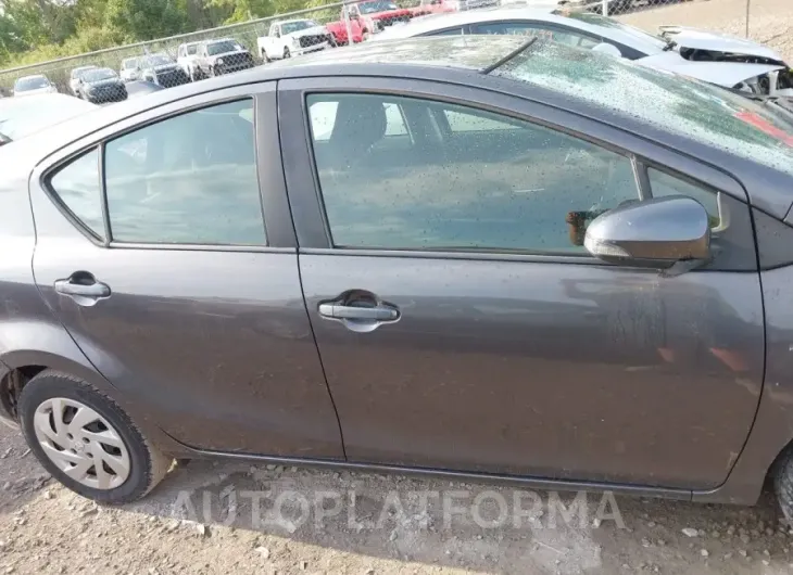 TOYOTA Prius c 2015 vin JTDKDTB34F1580488 from auto auction Iaai