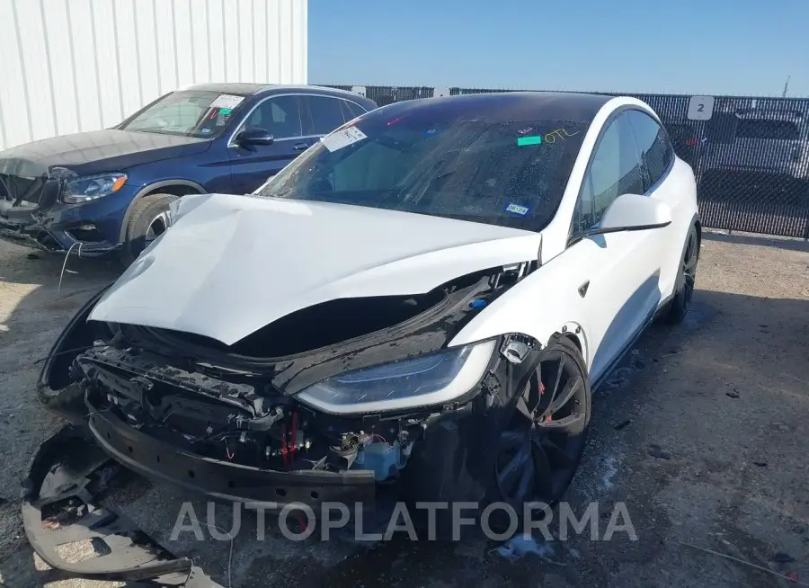 TESLA MODEL X 2016 vin 5YJXCAE47GF000273 from auto auction Iaai