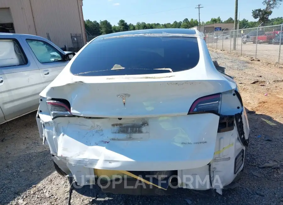 TESLA MODEL Y 2021 vin 5YJYGDEE3MF300715 from auto auction Iaai