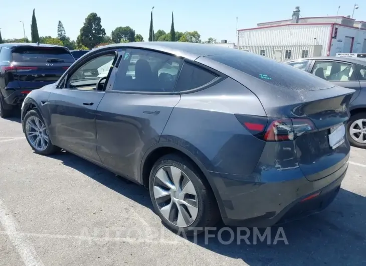 TESLA MODEL Y 2021 vin 5YJYGDEEXMF229903 from auto auction Iaai