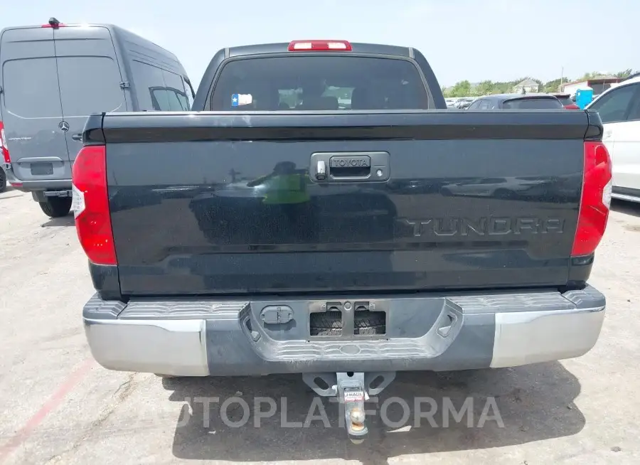 TOYOTA TUNDRA 2018 vin 5TFEM5F15JX126967 from auto auction Iaai