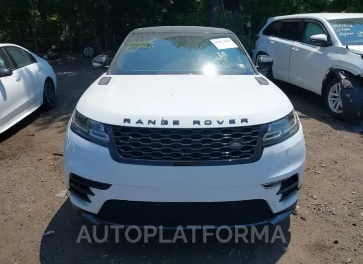 LAND ROVER RANGE ROVER VELAR 2018 vin SALYL2RV7JA729797 from auto auction Iaai