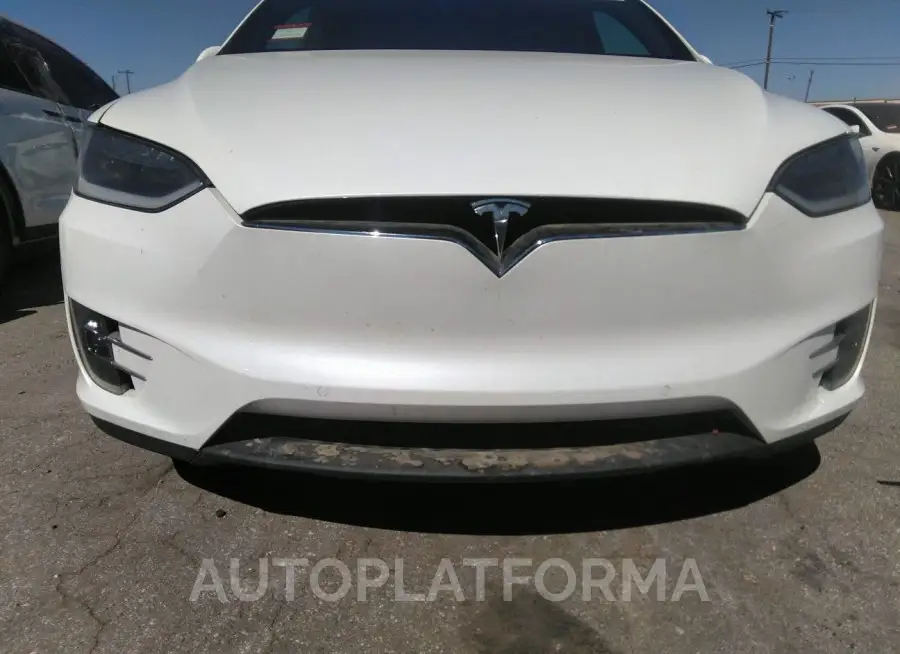 TESLA MODEL X 2016 vin 5YJXCBE26GF016937 from auto auction Iaai