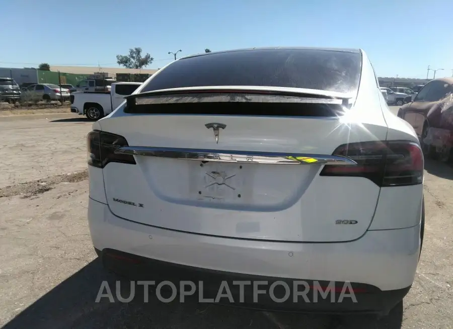 TESLA MODEL X 2016 vin 5YJXCBE26GF016937 from auto auction Iaai