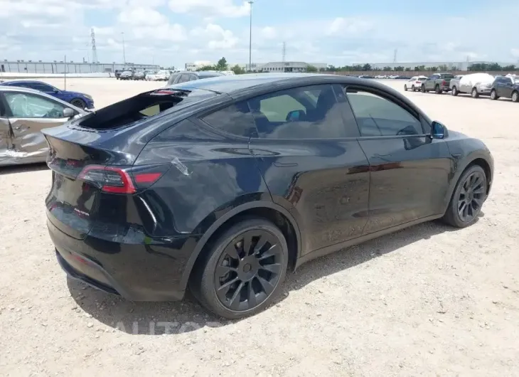 TESLA MODEL Y 2021 vin 5YJYGDEE9MF149735 from auto auction Iaai