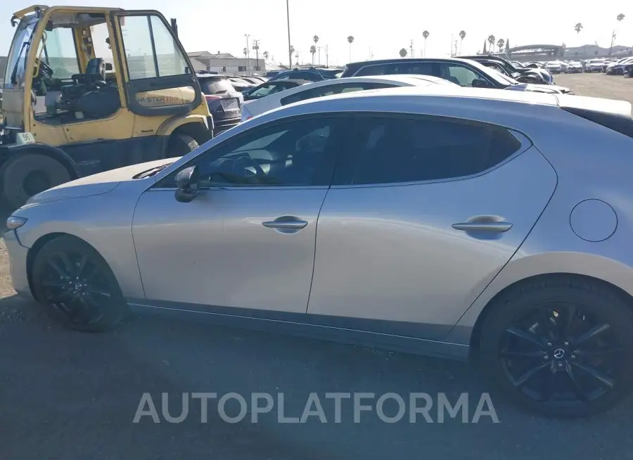 MAZDA MAZDA3 2019 vin JM1BPANM9K1115554 from auto auction Iaai