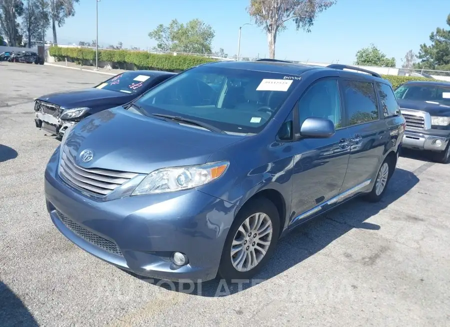 TOYOTA SIENNA 2015 vin 5TDYK3DC8FS635590 from auto auction Iaai