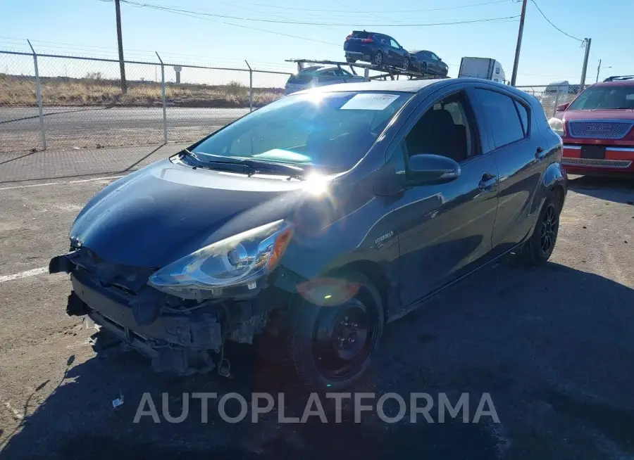 TOYOTA Prius c 2015 vin JTDKDTB32F1114400 from auto auction Iaai