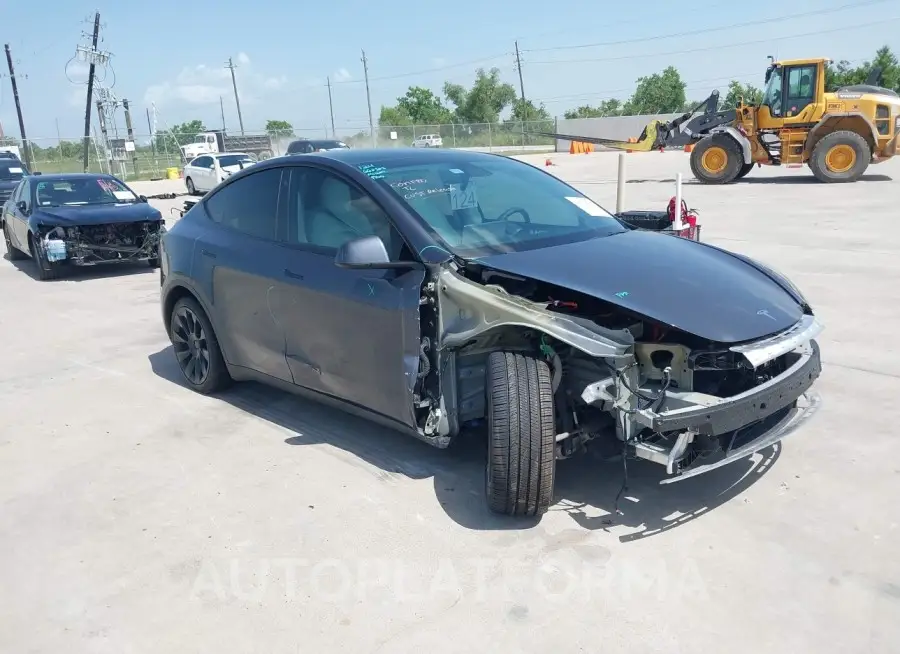 TESLA MODEL Y 2023 vin 7SAYGAEE8PF662383 from auto auction Iaai