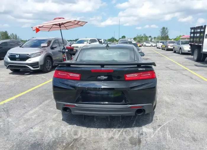 CHEVROLET CAMARO 2018 vin 1G1FA1RX5J0162990 from auto auction Iaai