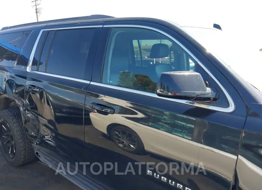 CHEVROLET SUBURBAN 2018 vin 1GNSKHKC4JR328647 from auto auction Iaai