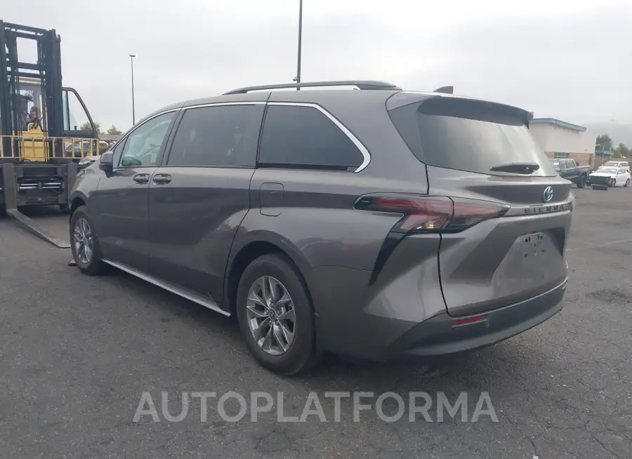 TOYOTA SIENNA 2023 vin 5TDKRKECXPS142716 from auto auction Iaai