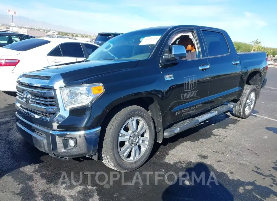 TOYOTA TUNDRA 2017 vin 5TFAW5F15HX620748 from auto auction Iaai