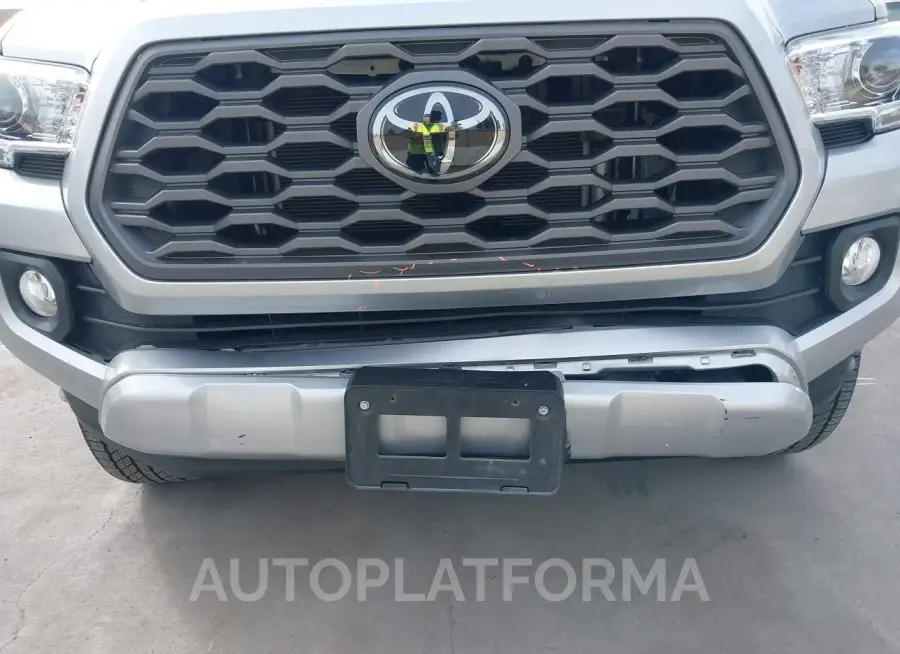 TOYOTA TACOMA 2022 vin 3TMCZ5AN8NM489536 from auto auction Iaai