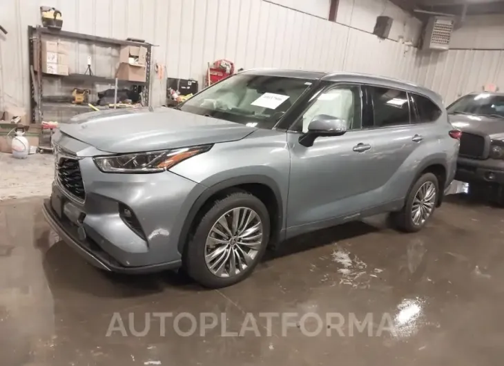 TOYOTA HIGHLANDER 2021 vin 5TDFZRBH1MS111117 from auto auction Iaai