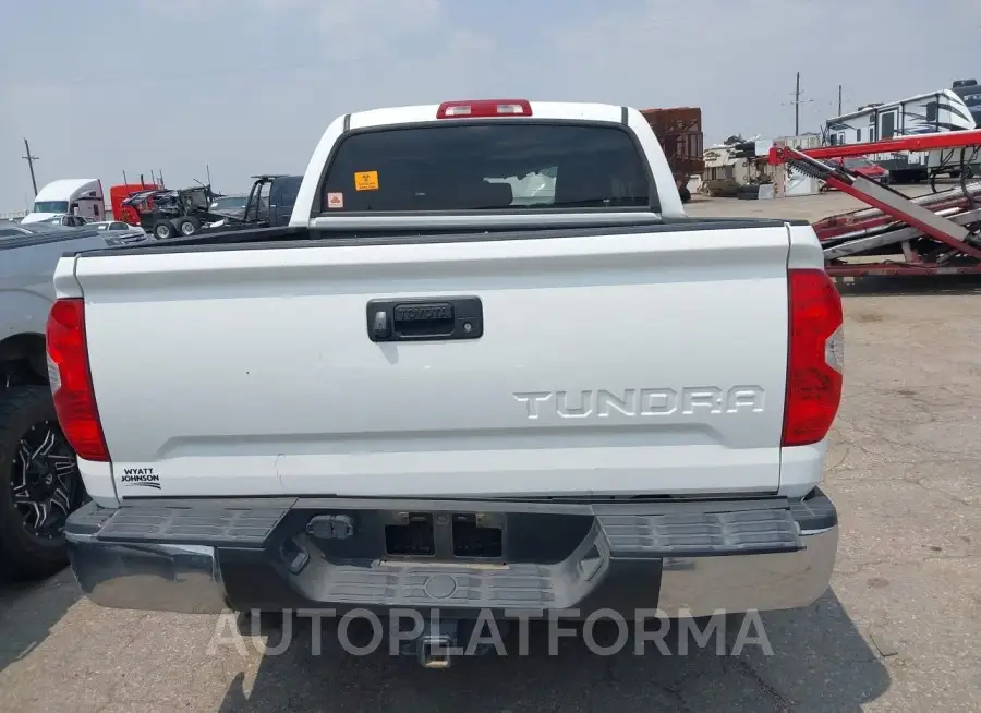 TOYOTA TUNDRA 2018 vin 5TFDW5F11JX728769 from auto auction Iaai