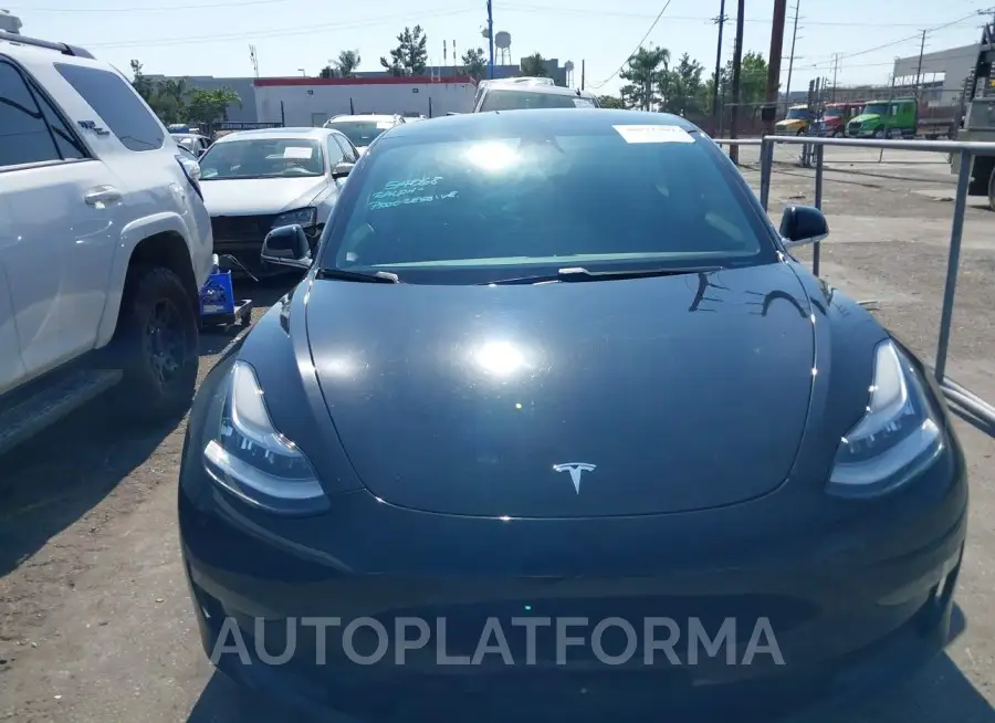 TESLA MODEL 3 2018 vin 5YJ3E1EB3JF092965 from auto auction Iaai