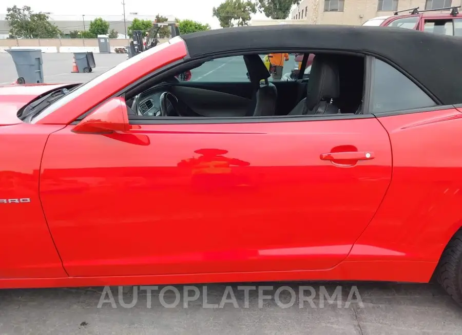 CHEVROLET CAMARO 2015 vin 2G1FF3D30F9123836 from auto auction Iaai