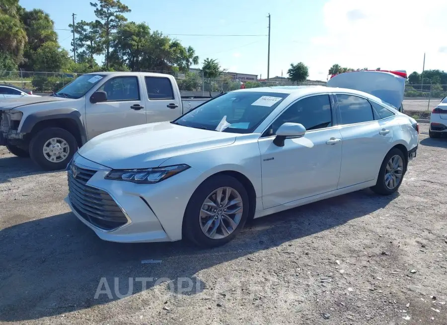 TOYOTA AVALON HYBRID 2019 vin 4T1B21FB9KU002029 from auto auction Iaai