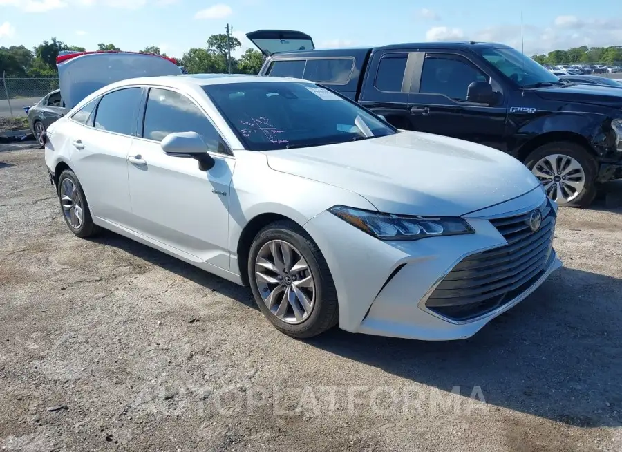 TOYOTA AVALON HYBRID 2019 vin 4T1B21FB9KU002029 from auto auction Iaai