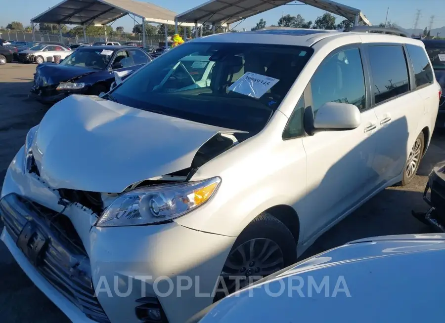 TOYOTA SIENNA 2018 vin 5TDYZ3DC5JS921403 from auto auction Iaai