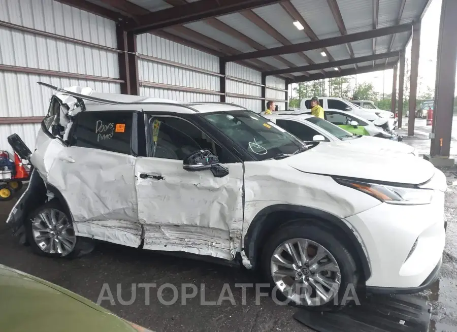 TOYOTA HIGHLANDER 2020 vin 5TDYZRAHXLS008593 from auto auction Iaai