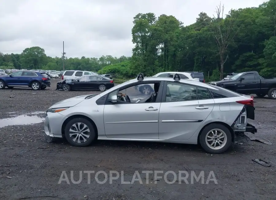 TOYOTA PRIUS PRIME 2022 vin JTDKAMFPXN3226277 from auto auction Iaai