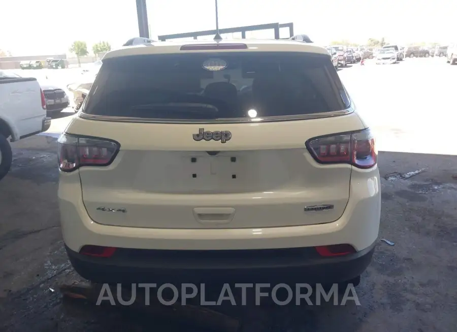 JEEP COMPASS 2018 vin 3C4NJDBB7JT481734 from auto auction Iaai