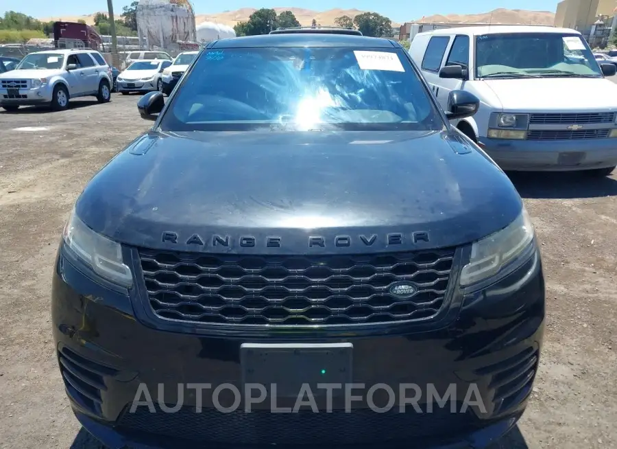 LAND ROVER RANGE ROVER VELAR 2019 vin SALYL2EX4KA204060 from auto auction Iaai