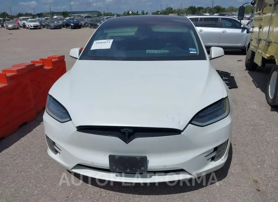 TESLA MODEL X 2016 vin 5YJXCAE2XGF003439 from auto auction Iaai