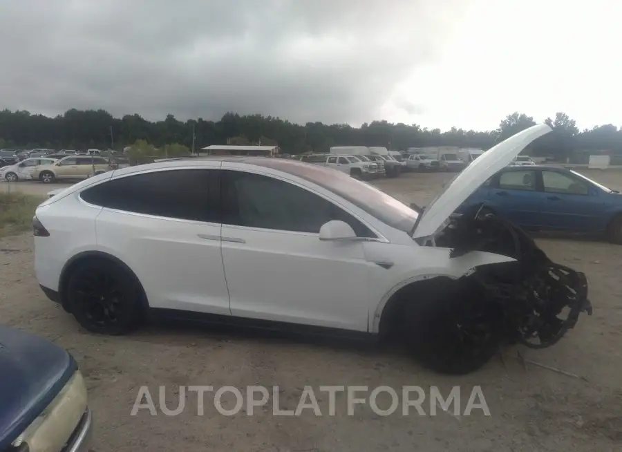 TESLA MODEL X 2016 vin 5YJXCBE23GF004499 from auto auction Iaai