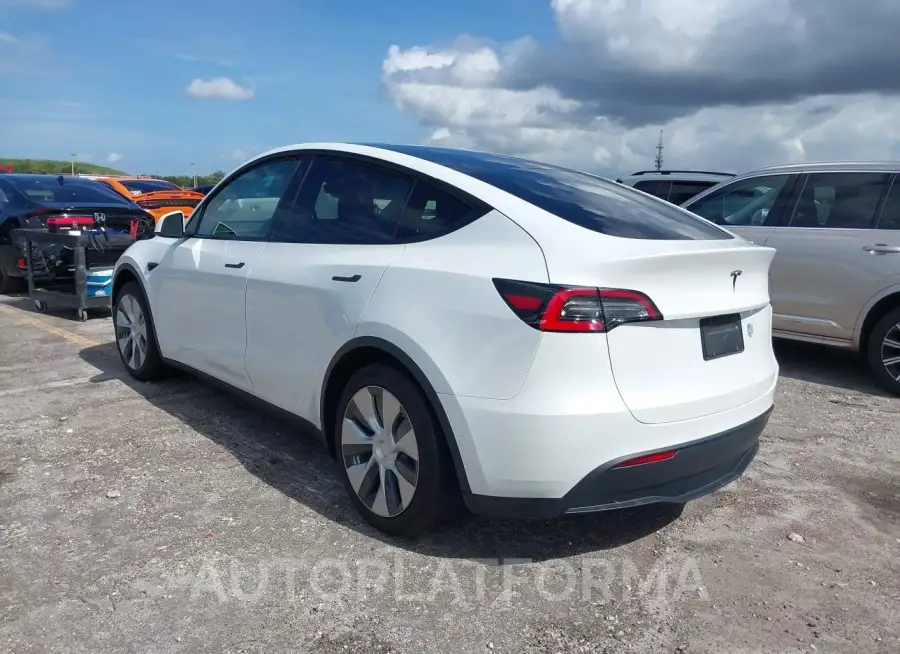 TESLA MODEL Y 2021 vin 5YJYGDED8MF109539 from auto auction Iaai