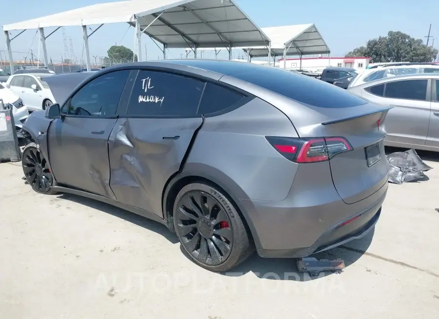 TESLA MODEL Y 2021 vin 5YJYGDEF9MF293908 from auto auction Iaai