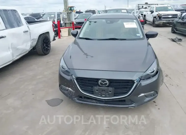 MAZDA MAZDA3 2018 vin 3MZBN1W39JM230794 from auto auction Iaai