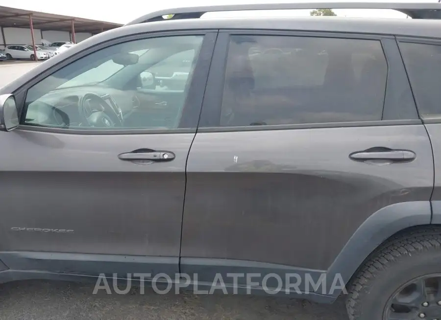 JEEP CHEROKEE 2019 vin 1C4PJMBXXKD227673 from auto auction Iaai